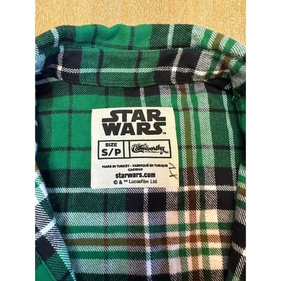 Cakeworthy Star Wars The Child flannel shirt - Picture 3 of 6